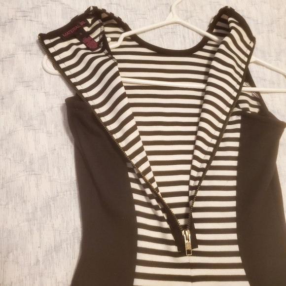 Dress - Picture 12 of 12